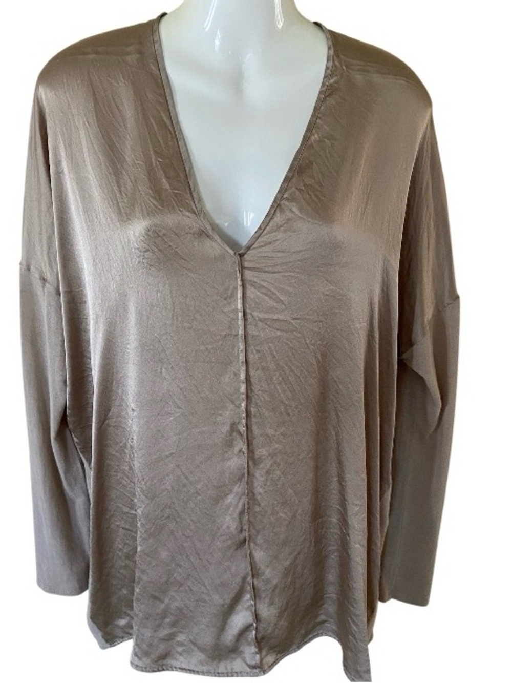 Vince Silk long sleeve V neck top size S in champagne color